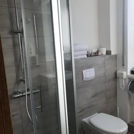 Und Zur Frischen Quelle Gasthof Heigenbruecken