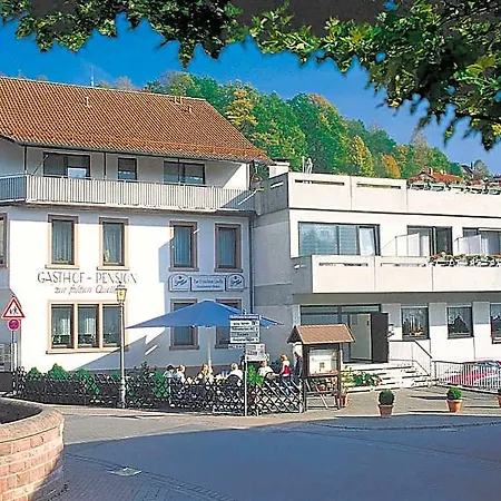 Und Zur Frischen Quelle Fogadó Heigenbrücken